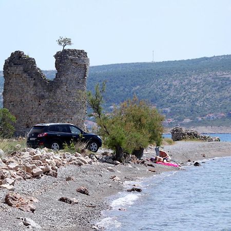 Apartments By The Sea Starigrad, Paklenica - 16421 エクステリア 写真