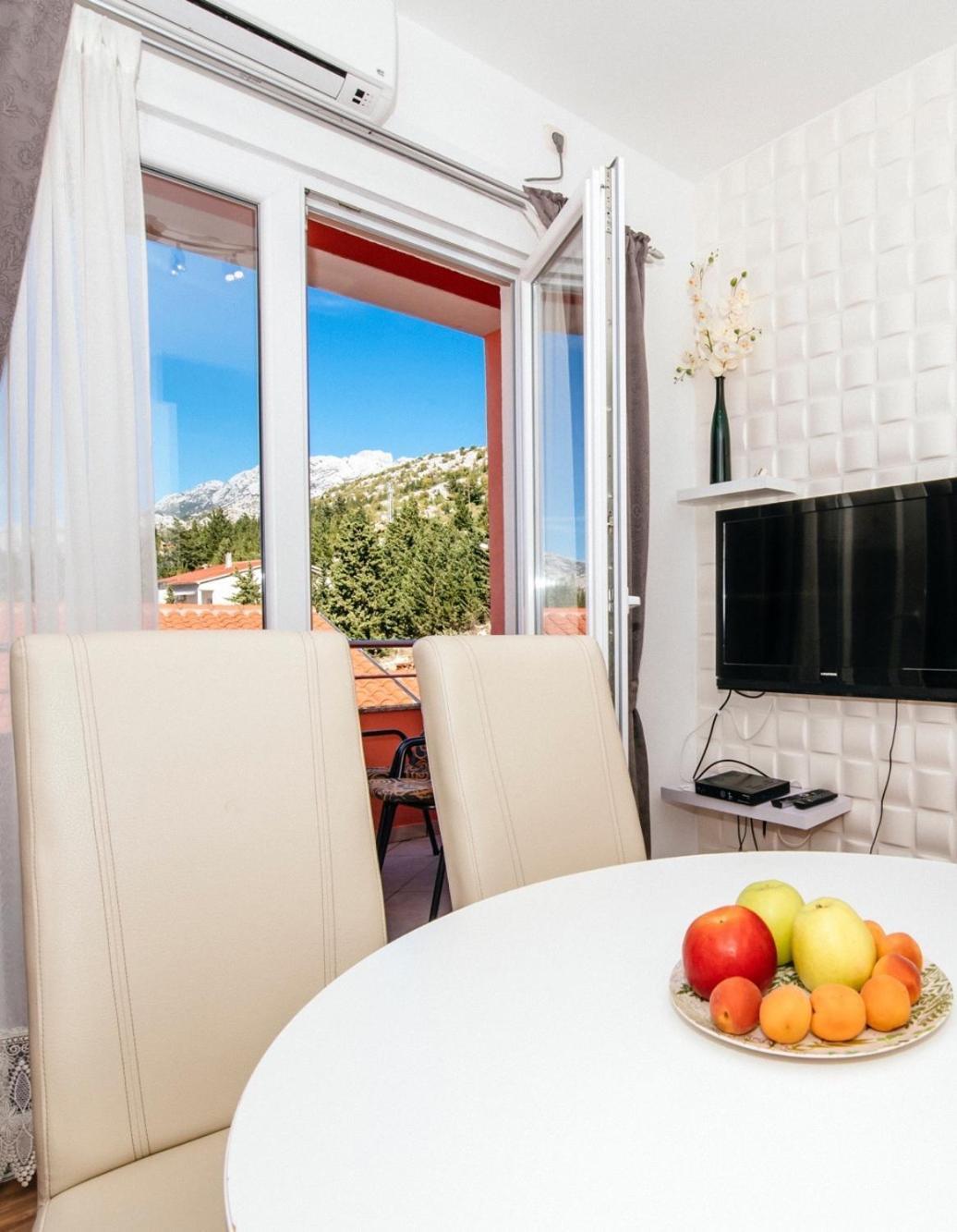 Apartments By The Sea Starigrad, Paklenica - 16421 部屋 写真